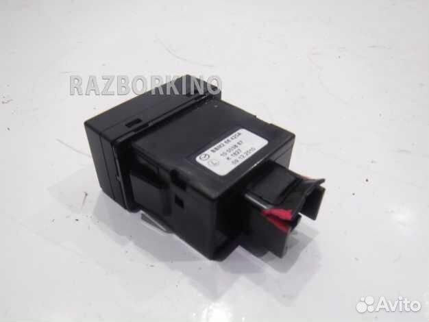 Кнопка обогрева сидений