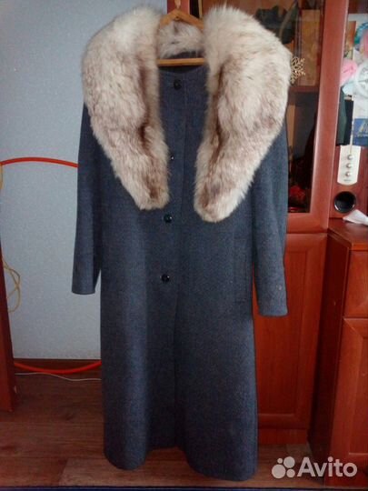 Пальто с песцом