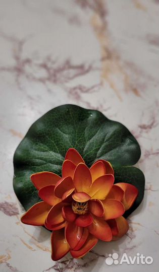 Украшение для водоемов, плавающий декорат. цветок