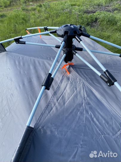 Палатка 3-х местная для рыбалки автомат