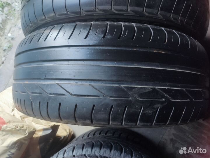 Bridgestone Turanza T001 225/55 R17