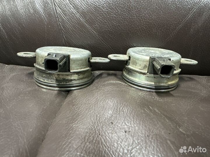 Электромагнитный клапан фаз грм Range Rover L494