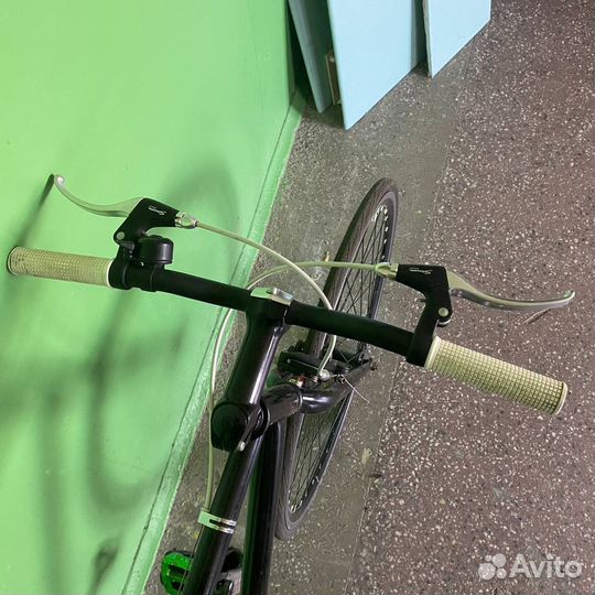 Шоссейный велосипед фикс