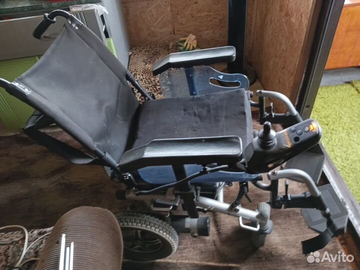 Инвалидная коляска с электроприводом бу