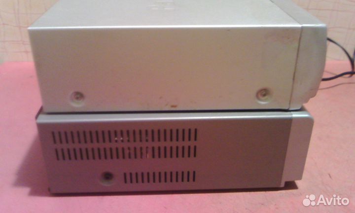 Видеомагнитофоны на запчасти 2шт