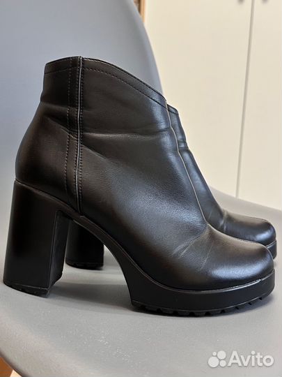 Ботинки женские 37 размер