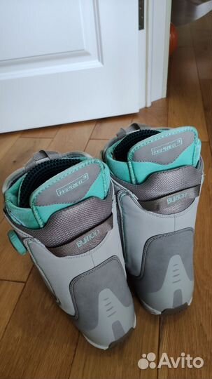 Сноубордические ботинки Burton Felix BOA женские