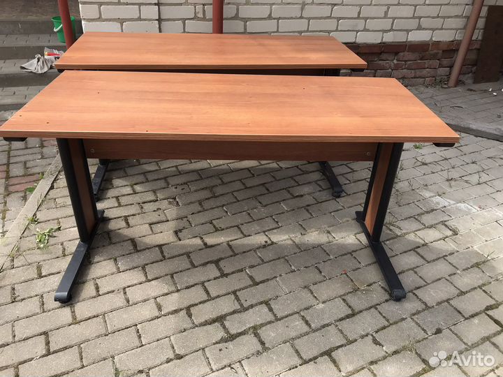 Стол офисный