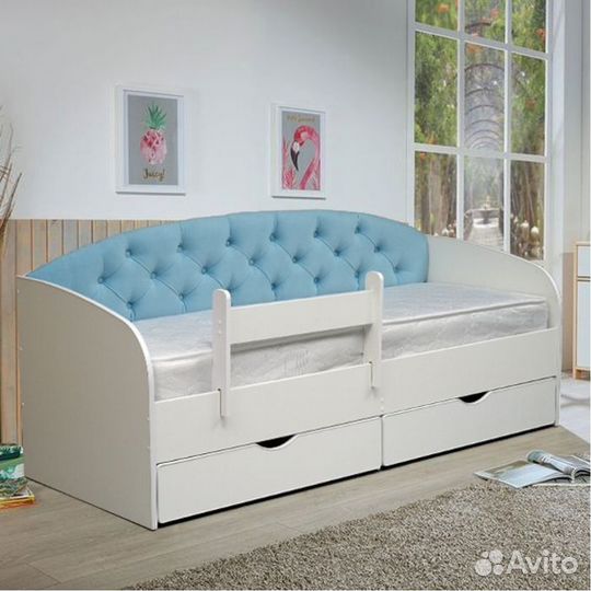 Кровать для малыша диван съёмный борт лдсп