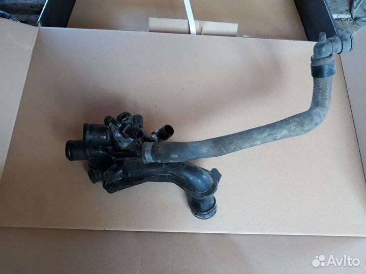 Корпус термостата Citroen c3 picasso