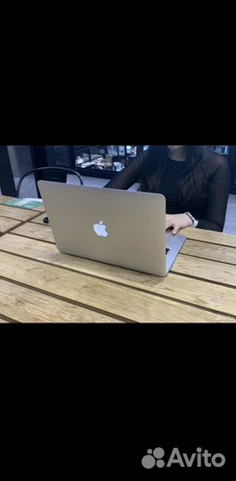 Apple macbook air 13 2019