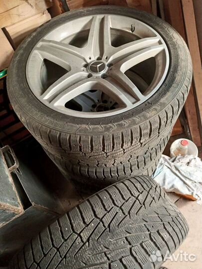 Dunlop SP Qualifier TG20 295/40 R21