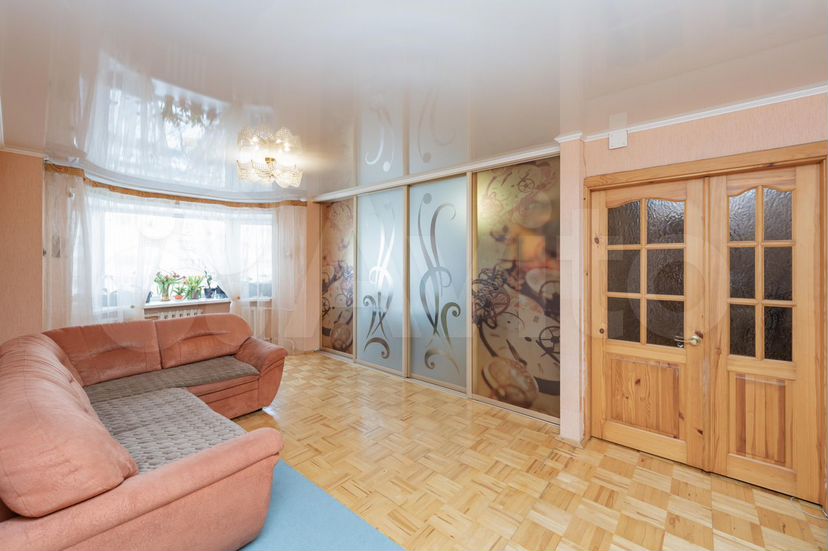 4-к. квартира, 122 м², 4/10 эт.