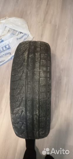 Pirelli Winter Sottozero 210 Serie II 205/65 R17 96H