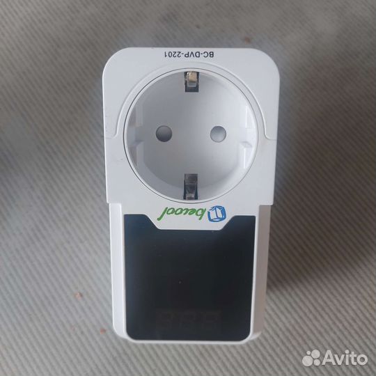 Регулятор напряжения