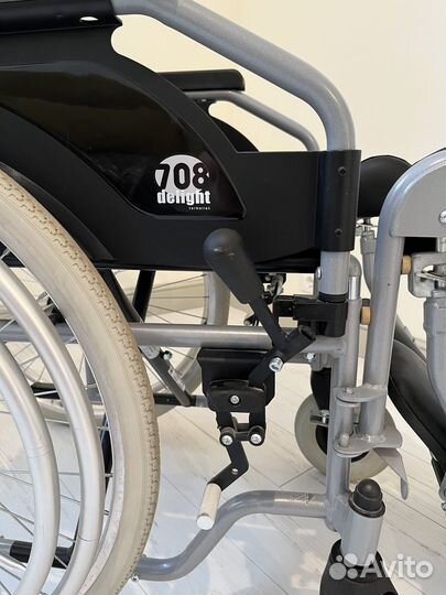 Инвалидное кресло-коляска Vermeiren новое