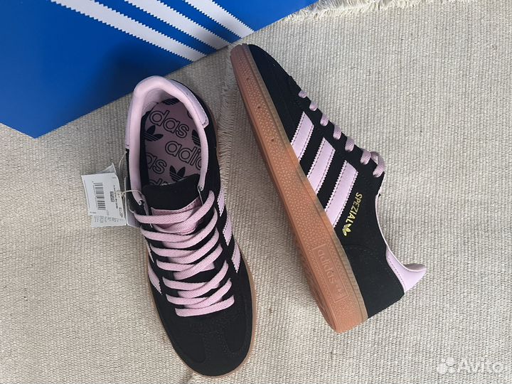 Кроссовки adidas spezial розовые