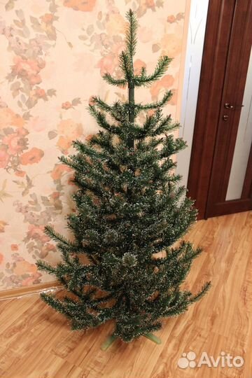 Елка искусственная