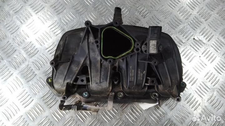 Коллектор впускной для Volkswagen Golf 6