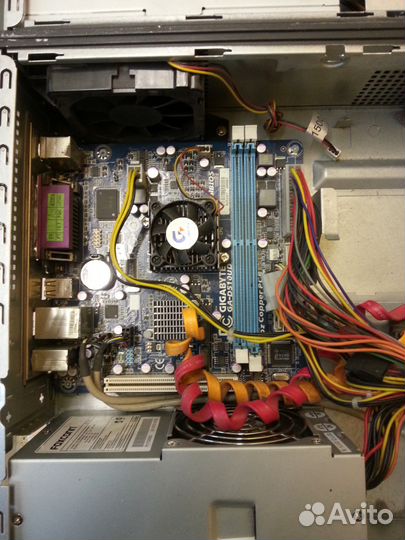 Материнская плата + процессор Intel Atom