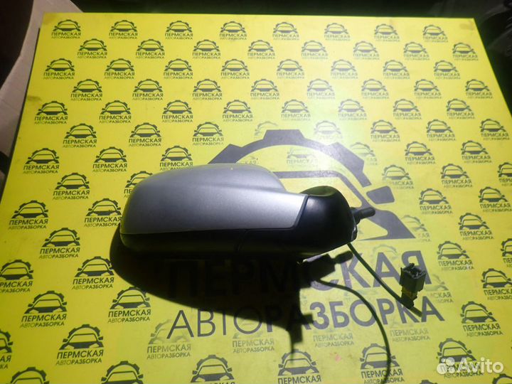 Зеркало правое для Peugeot 307 2001-2008