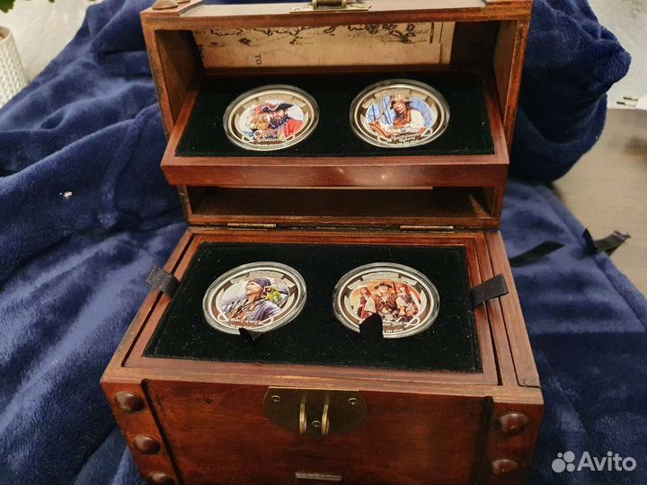 Серебряный набор монеты 