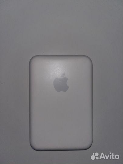 Magsafe battery pack