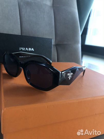 Солнцезащитные очки