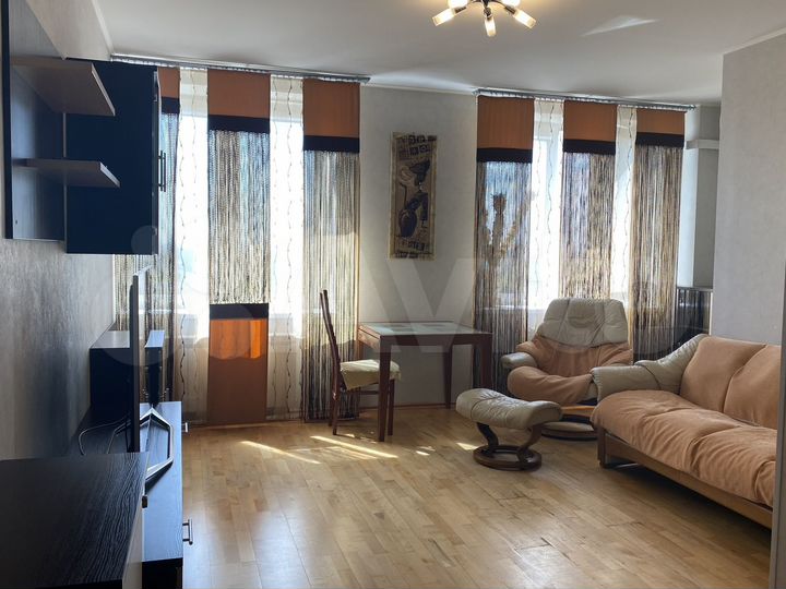 3-к. квартира, 92,5 м², 14/16 эт.