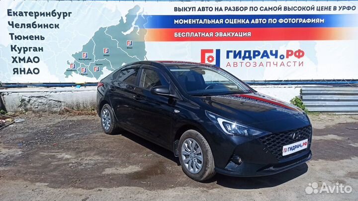Трос стояночного тормоза правый Hyundai Solaris 2