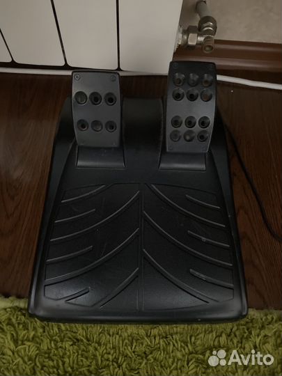 Игровой руль logitech driving force gt