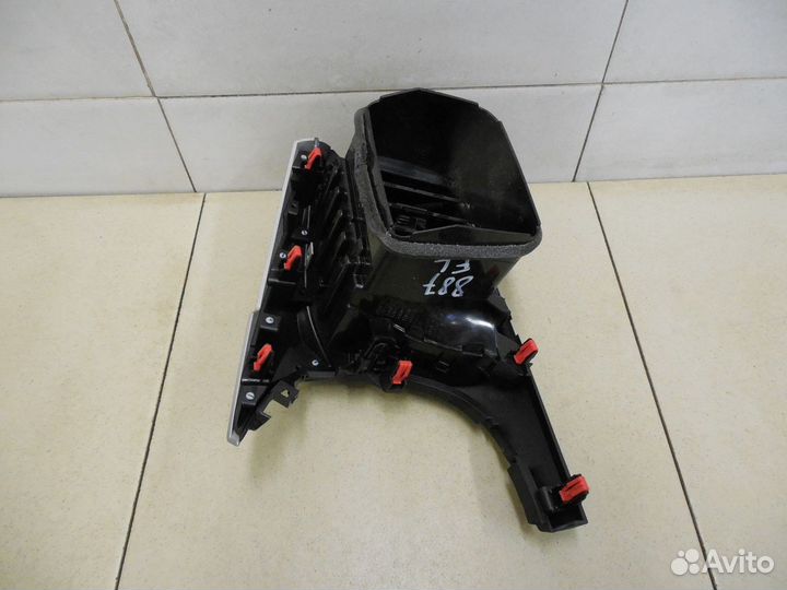 Дефлектор воздушный Hi Lux 2015