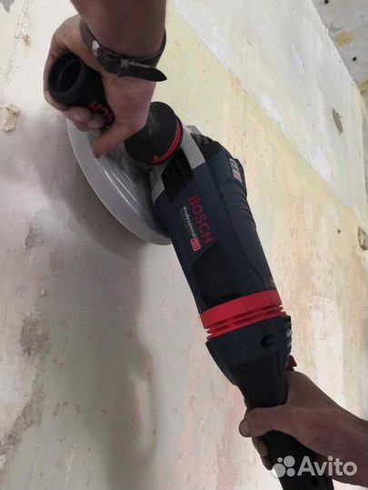 Снятие краски со стен