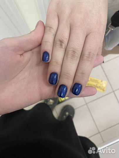 Модель на маникюр