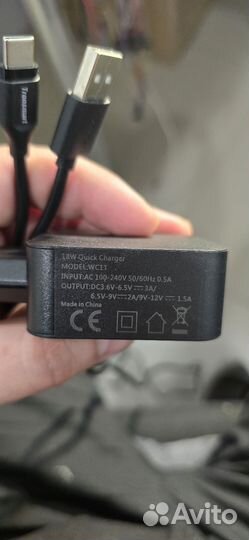Сетевое зарядное устройство 18w. USB Type-C кабель