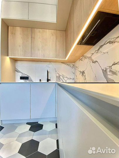 Кухонный гарнитур угловой