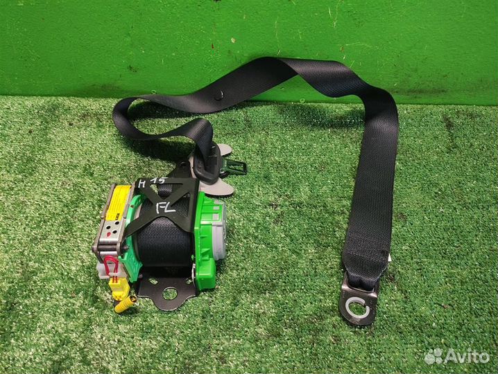 Ремень безопасности передний левый Toyota Auris E