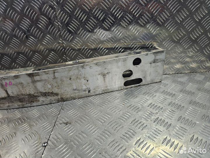 Усилитель бампера передний Lexus Rx350 AL10