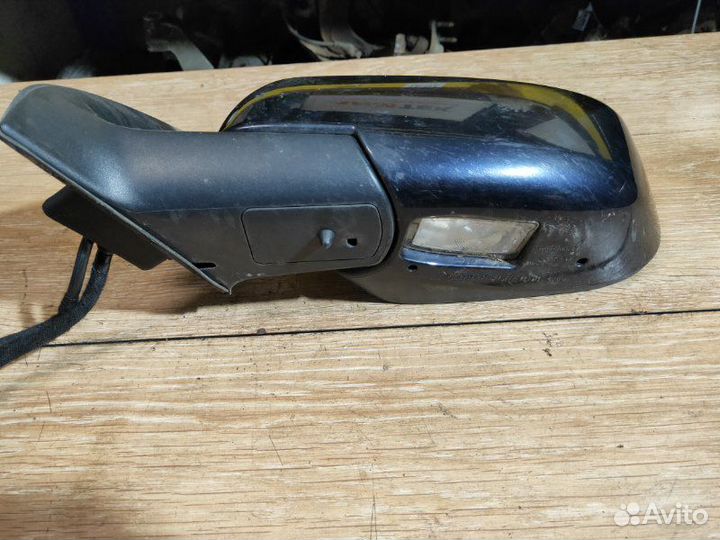 Зеркало левое Volvo Xc90 D5244T4 2006