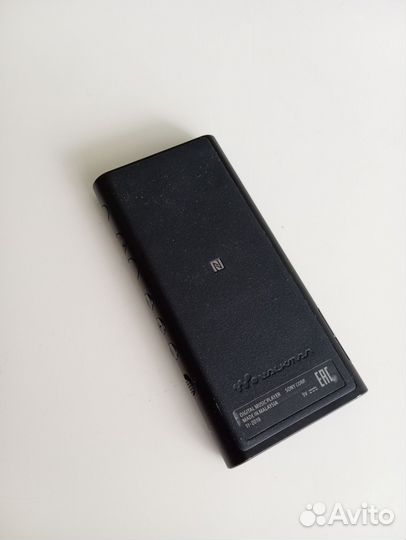 Плеер Sony NW-ZX300