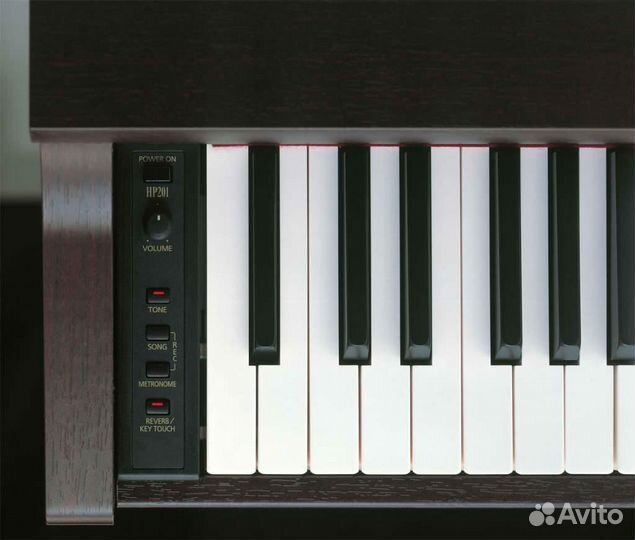 Продам цифровое пианино Roland HP201 бу без ножек