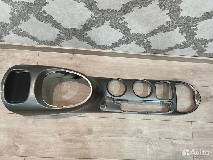 Центральный тоннель Nissan juke F15