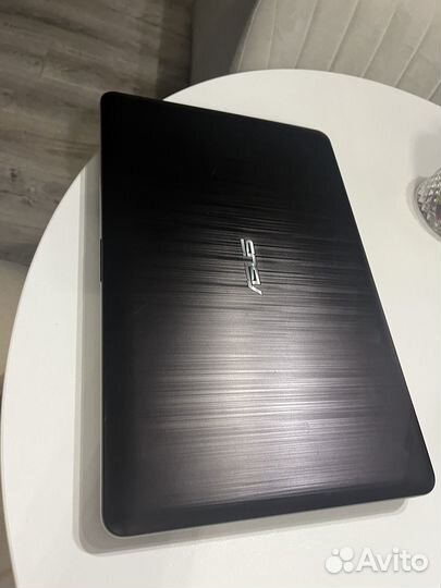Ноутбук asus d540m