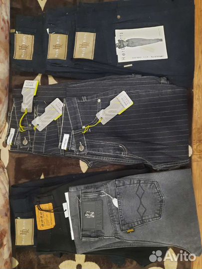 Джинсовая женская одежда