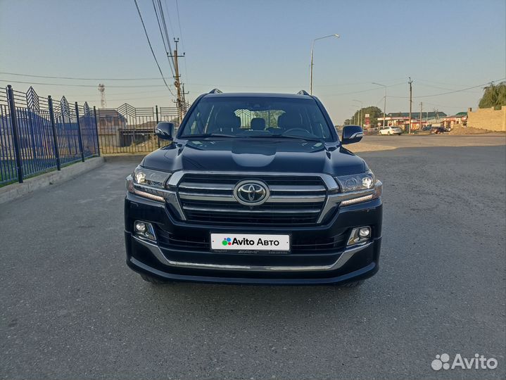 Toyota Land Cruiser 4.6 AT, 2021, 107 000 км