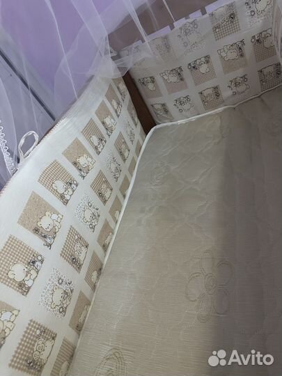 Детская кроватка