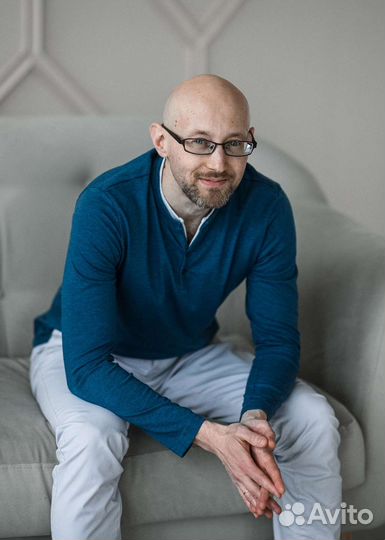 Педагог, тьютор, переводчик