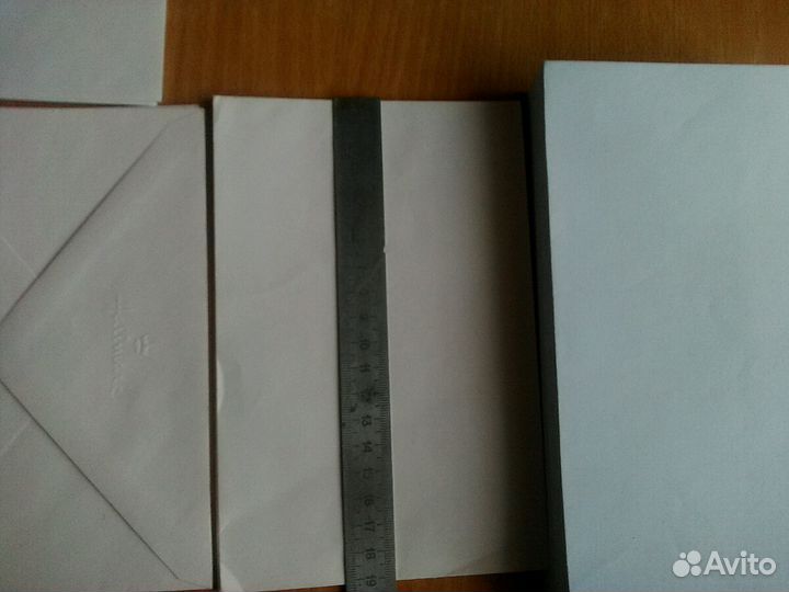 Конверты бумажные,папки для бумаг,файлы,тетради об