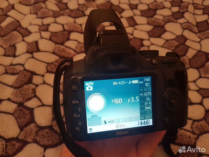 Зеркальный фотоаппарат Nikon D3000