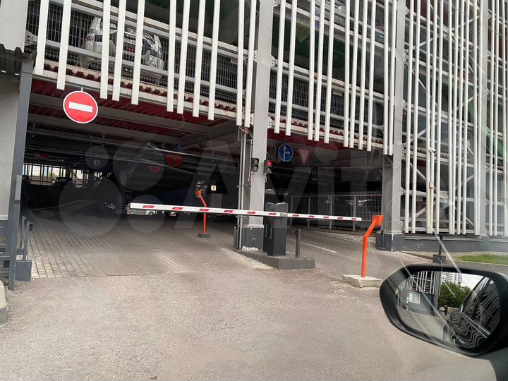 Машиноместо, 17 м²